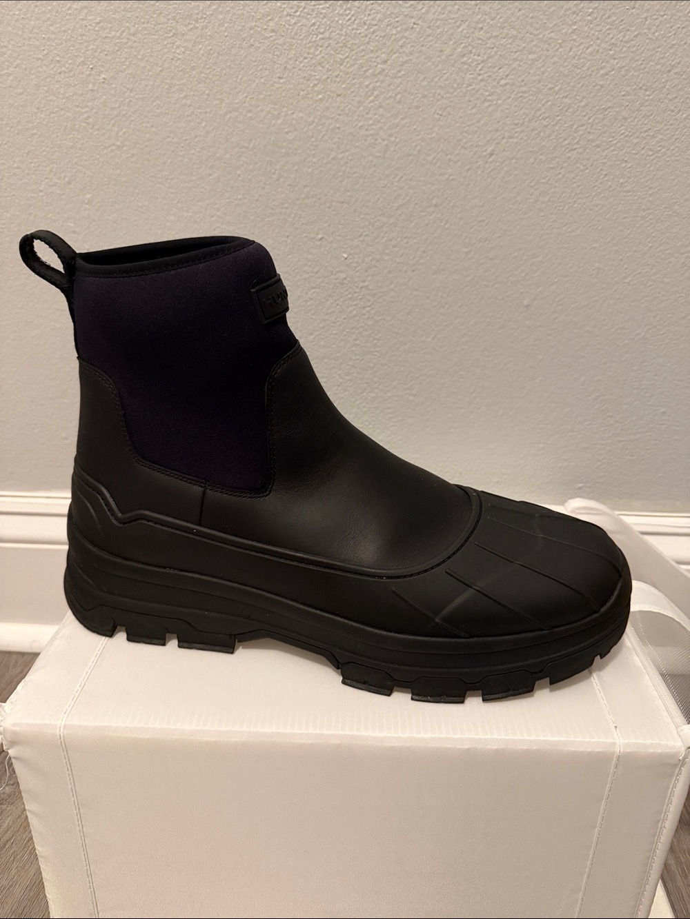 Hunter Men's Black Pull-On Waterproof Ankle Boots